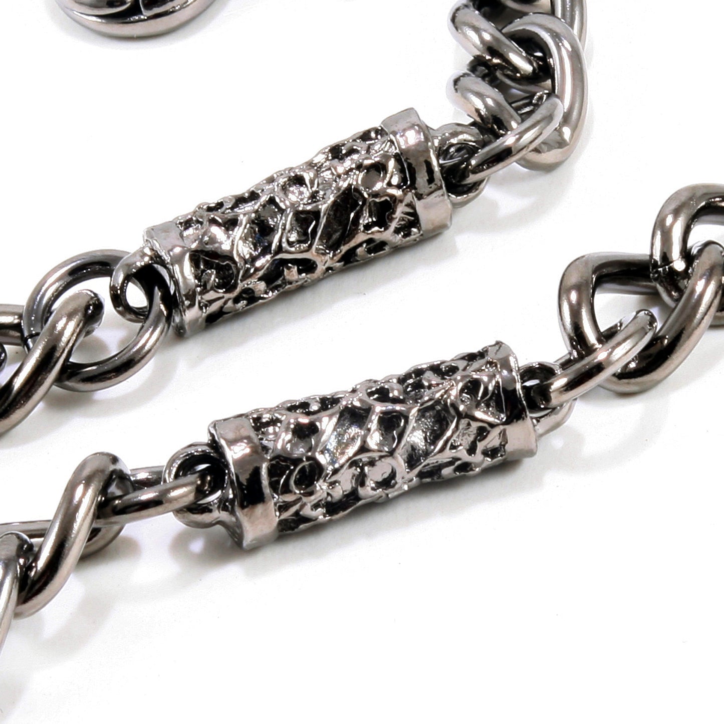 DK Simple Roof Strong Biker Trucker Key Jean Wallet Chain (24.5") SLV/BLK SYC56MLT